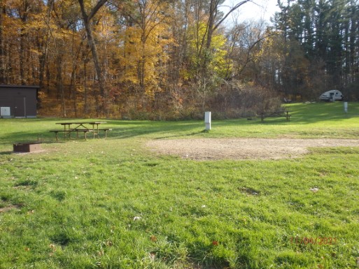 Site 48, photo 2 of 2 · from wisconsin.goingtocamp.com (the park's booking system)
