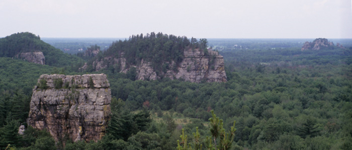 Mill Bluff State Park