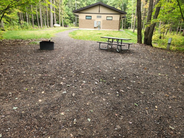 Site 46, photo 3 of 3 · from wisconsin.goingtocamp.com (the park's booking system)