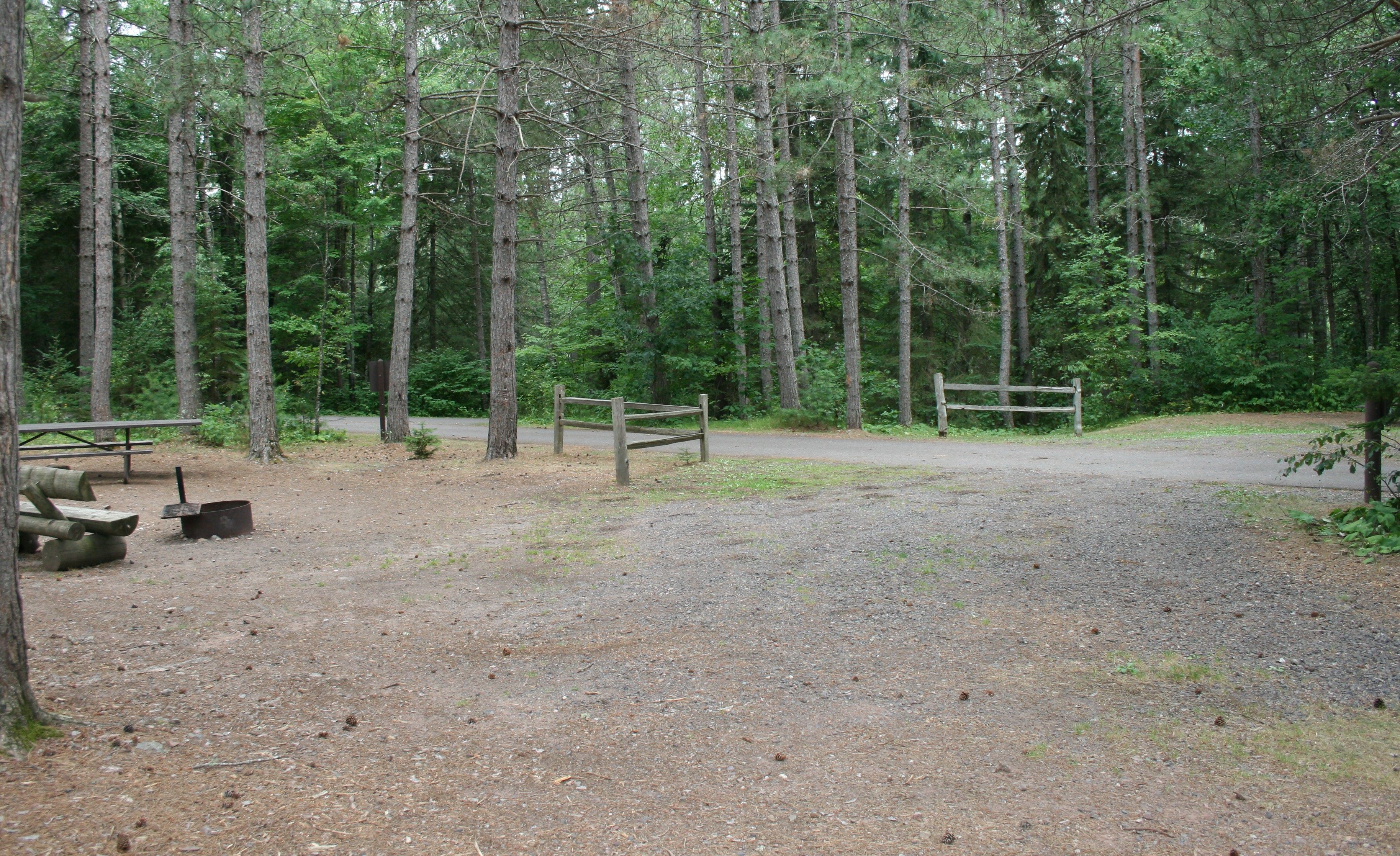 Site 19, photo 2 of 3 · from wisconsin.goingtocamp.com (the park's booking system)