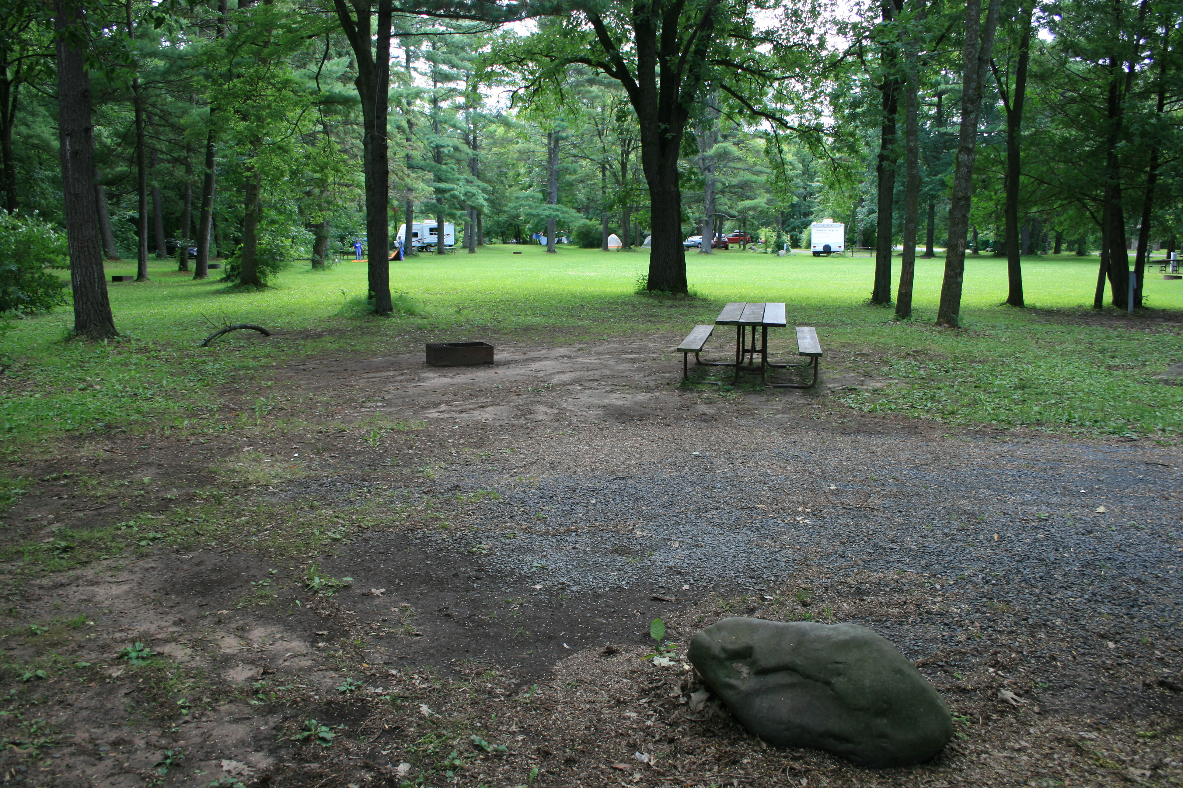 Site 29, photo 3 of 4 · from wisconsin.goingtocamp.com (the park's booking system)