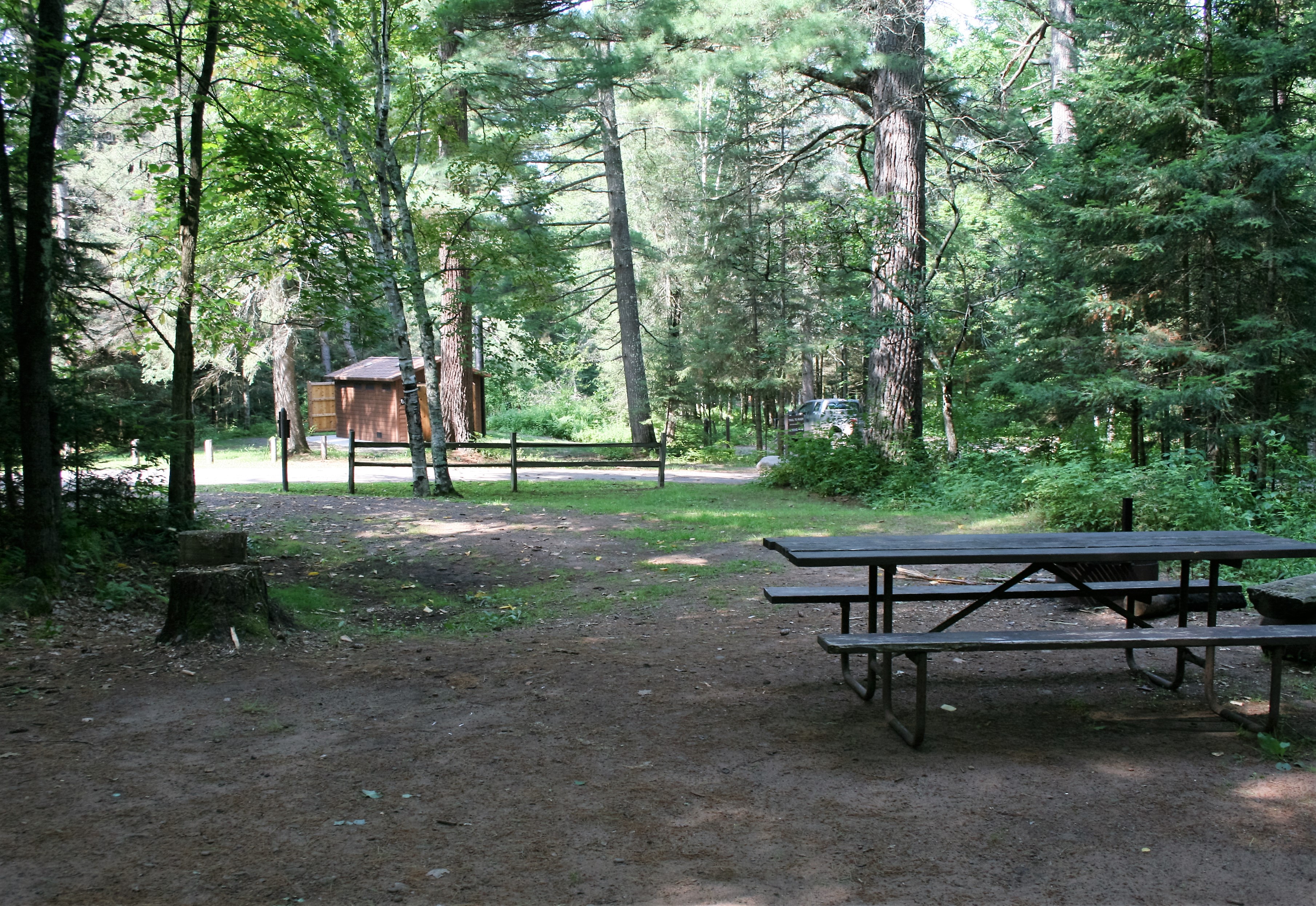 Site 34, photo 2 of 3 · from wisconsin.goingtocamp.com (the park's booking system)