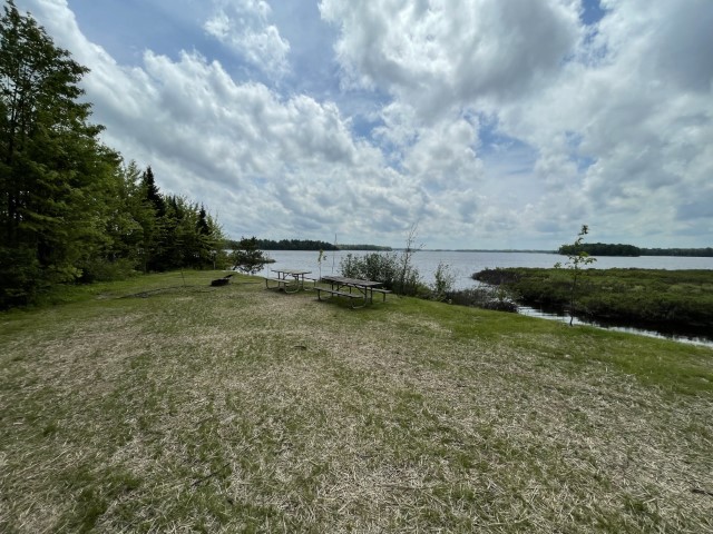 Site G7, photo 3 of 3 · from wisconsin.goingtocamp.com (the park's booking system)