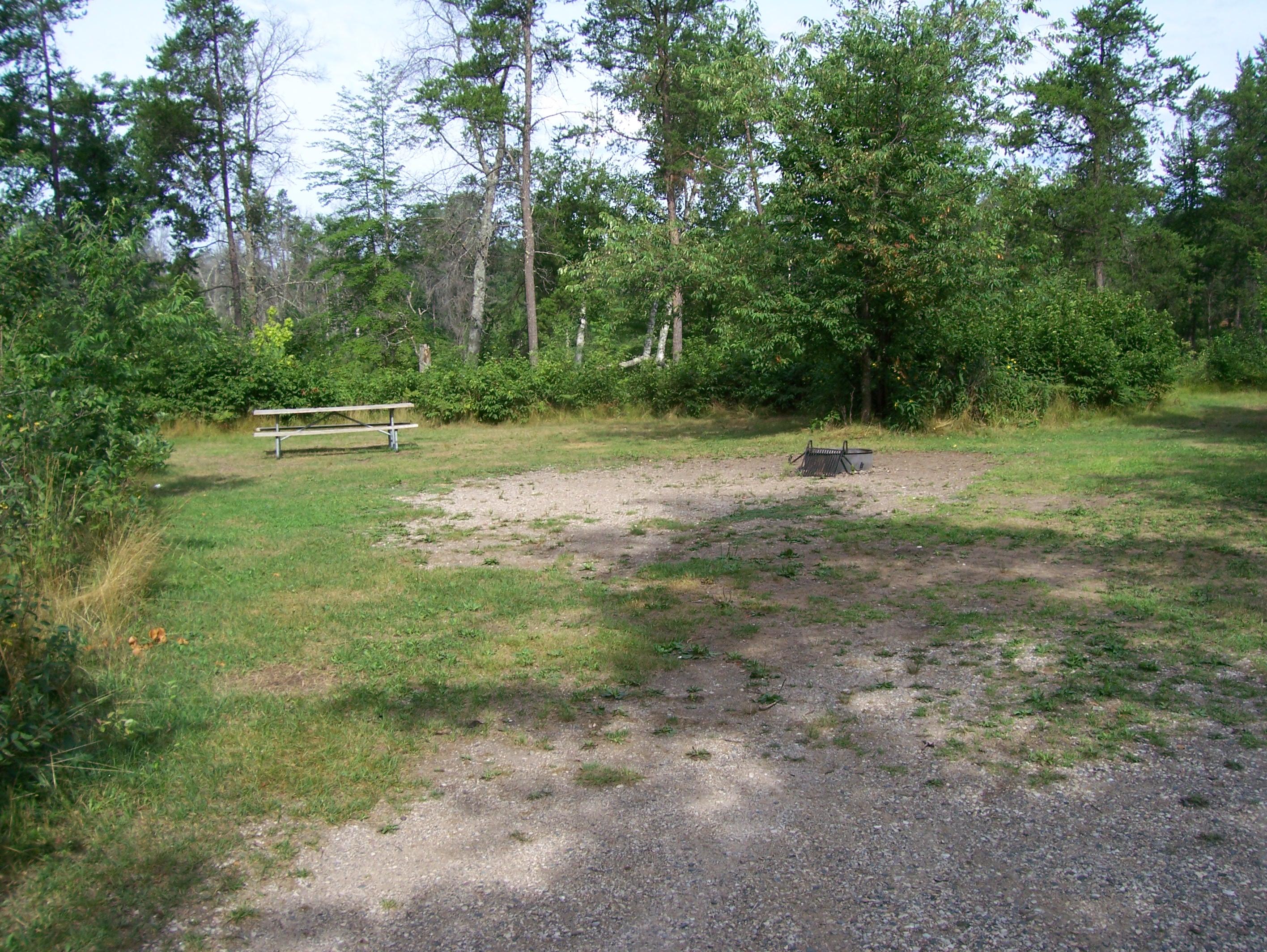 Site 13, photo 2 of 2 · from wisconsin.goingtocamp.com (the park's booking system)