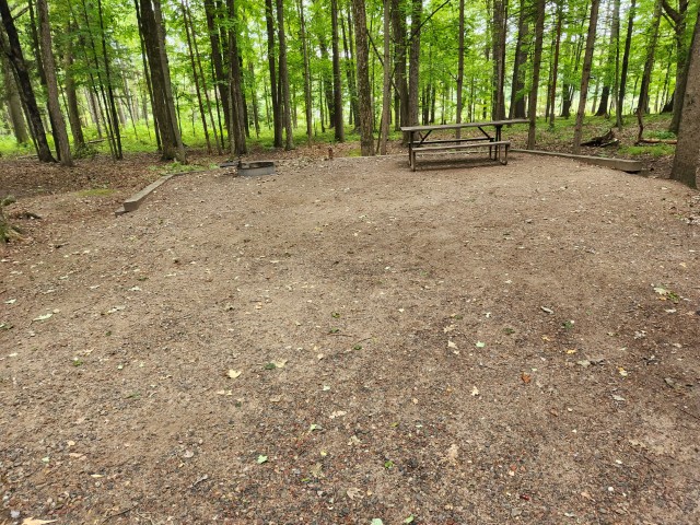Site 33, photo 3 of 3 · from wisconsin.goingtocamp.com (the park's booking system)