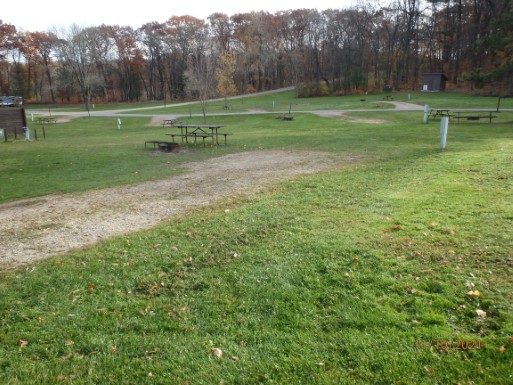 Site 98, photo 2 of 2 · from wisconsin.goingtocamp.com (the park's booking system)